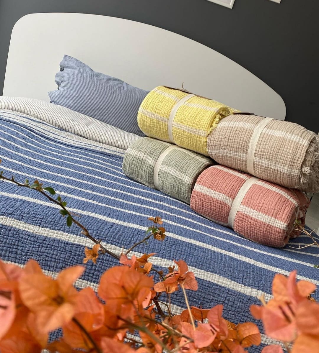 Muslin Natural Cotton Blanket Pillow Set Stripe Gauze Blanket for Adult